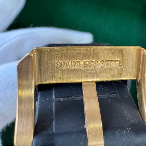 Earnshaw men watch - Picture 3 of 9